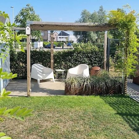 Minus Is Joenus Villa Oostende Eksteriør bilde
